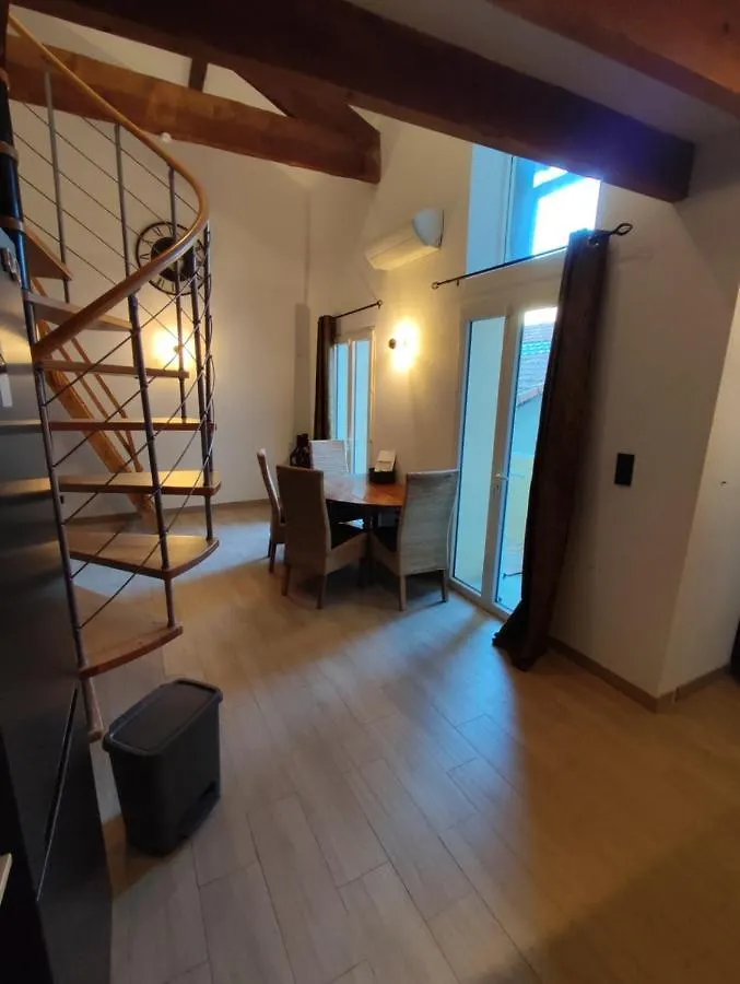 Duplex Quartier Saint Ruf Proche Remparts Avignon Centre Apartment