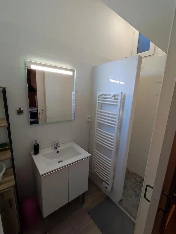 Duplex Quartier Saint Ruf Proche Remparts Avignon Centre Apartment